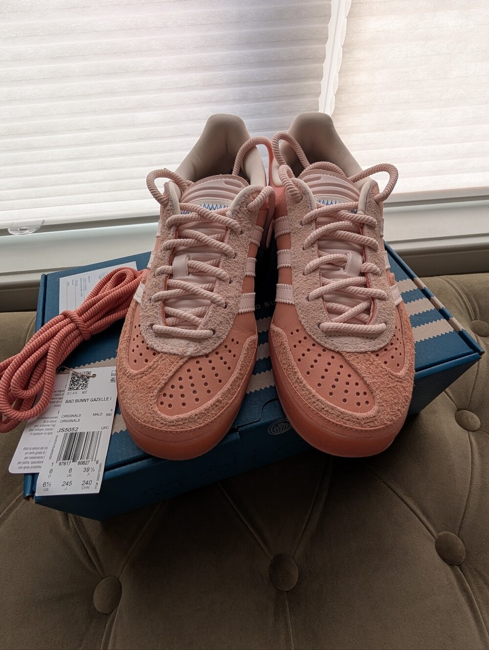 adidas Para Bad Bunny Cabo Rojo Gazelles MEN'S 6.5/WOMEN'S 7.5 - Picture 2 of 6